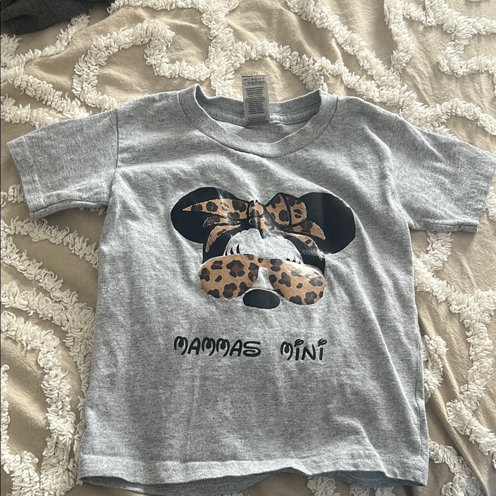 Gildan Gray Short Sleeve Tee with Mini Mouse Graphic